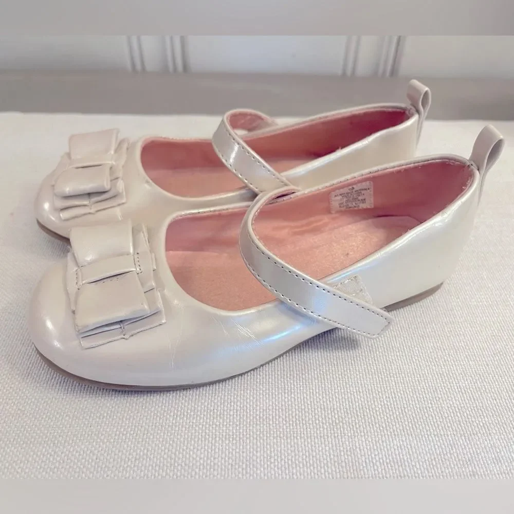 Girls Pearl White Bow Slippers Size‎ 10